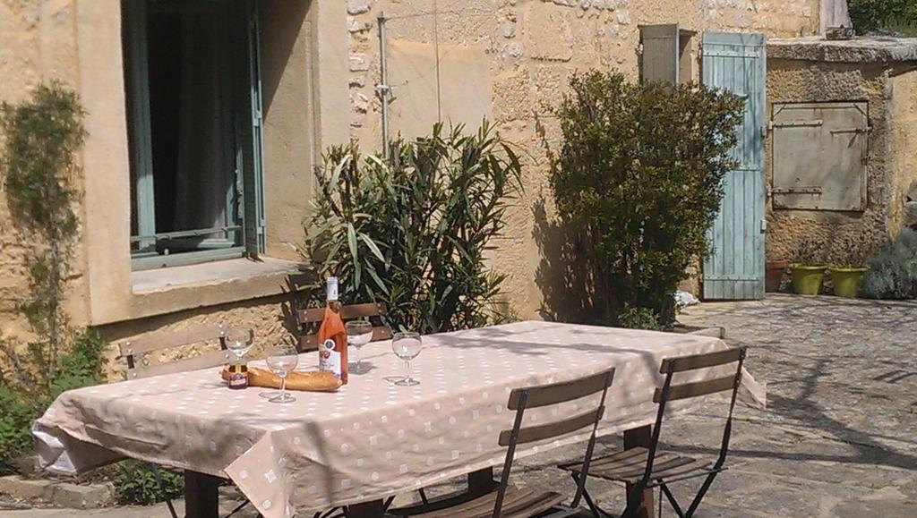 Mas Blauvac Avec Piscine, Entre Uzes Pont Du Gard Villa Vers Pont du Gard Exterior foto